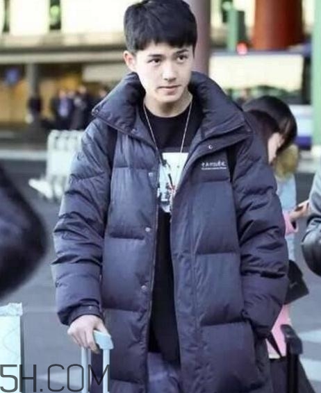 中戲羽絨服多少錢？中戲羽絨服怎么買？
