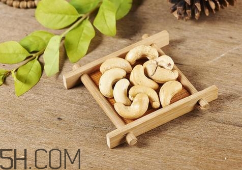 腰果是怎么長(zhǎng)出來(lái)的？腰果怎么保存