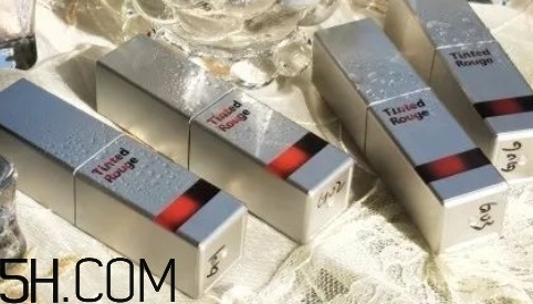 稚優(yōu)泉天空之境水光唇釉好用嗎_多少錢？