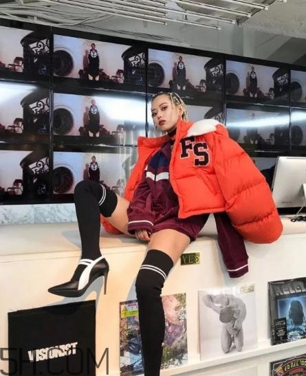 羽絨服怎么穿顯瘦？羽絨服怎么搭配不臃腫？