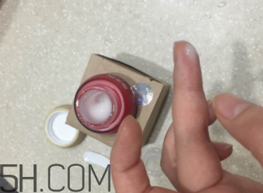 御泥坊紅石榴眼霜怎么樣？御泥坊紅石榴眼霜好用嗎？