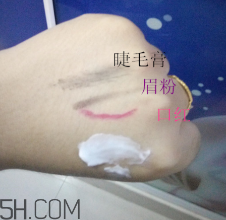 一葉子酪梨潔面乳怎么樣？一葉子酪梨潔面乳好用嗎？