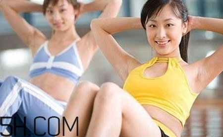 腰椎不舒服怎么辦？怎么預(yù)防腰椎間盤突出？