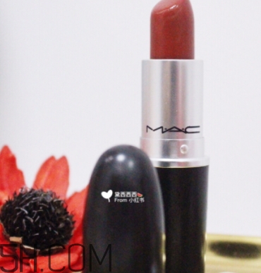 mac小辣椒適合黃皮嗎？mac小辣椒口紅顯白嗎？