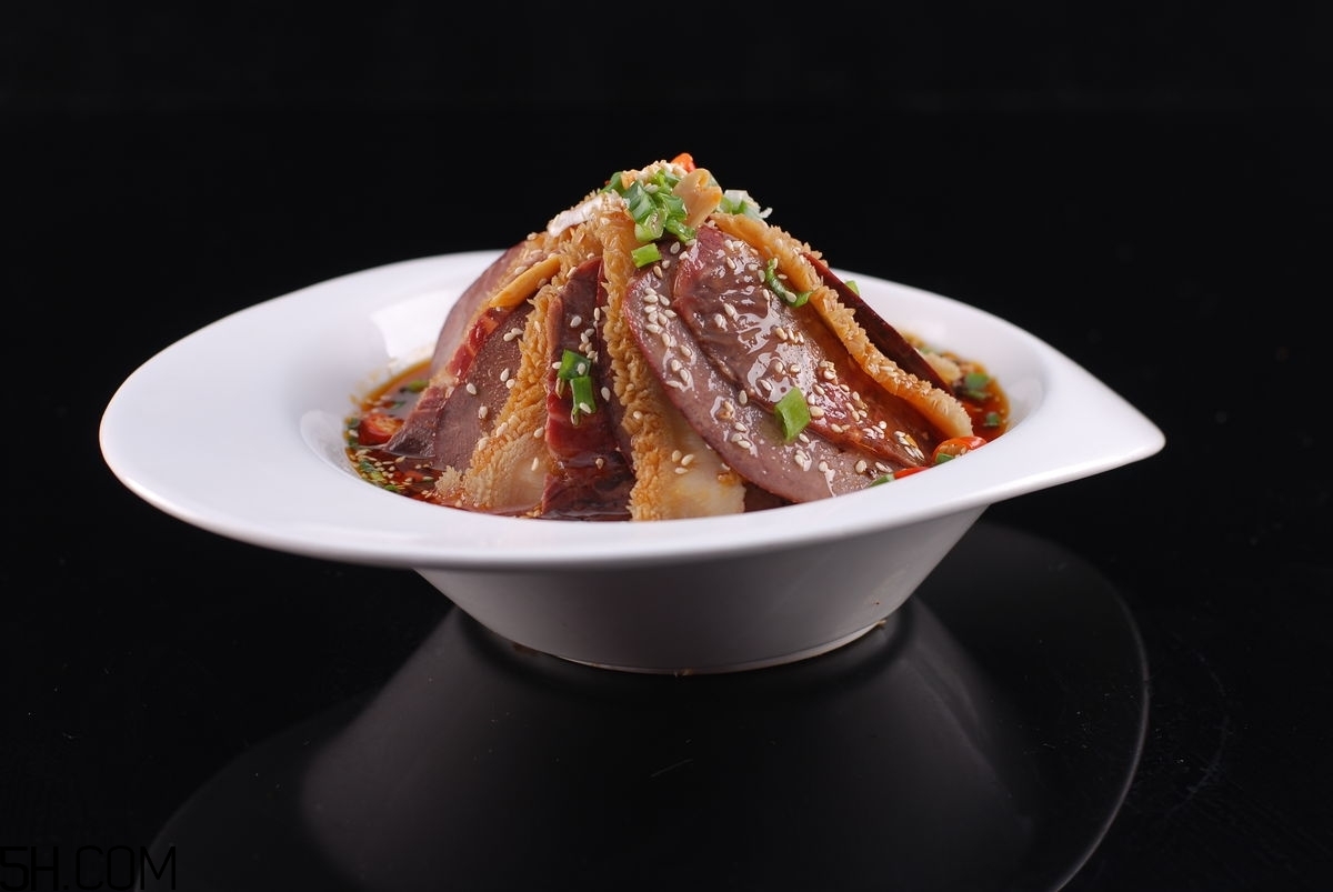 夫妻肺片用英文怎么說？為什么叫夫妻肺片？