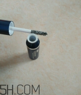 歐蒙睫毛膏和火烈鳥哪個好?歐蒙睫毛膏好用嗎？