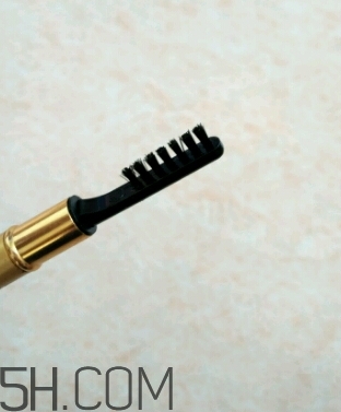 歐蒙睫毛膏和火烈鳥哪個好?歐蒙睫毛膏好用嗎？