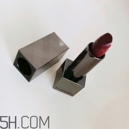 burberry97口紅多少錢？burberry巴寶莉97號牛血色專柜價