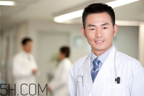 強迫癥需要看醫(yī)生嗎？強迫癥需要休學嗎？