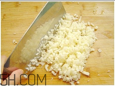蓮藕可以和豆腐一起吃嗎？蓮藕和豆腐一起吃有什么好處？
