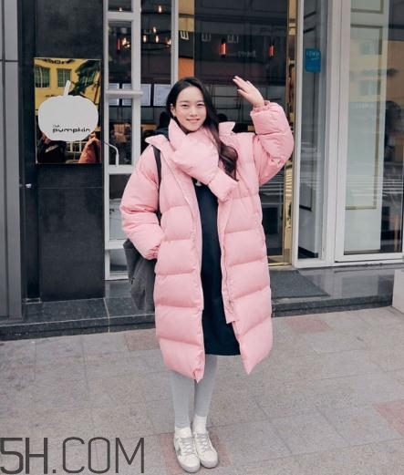 粉色棉服怎么搭配？粉色棉衣搭配圖片