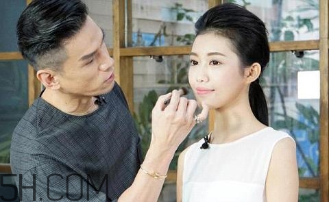 反咬唇妝是什么樣的？染唇妝和咬唇妝的區(qū)別