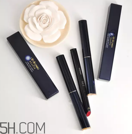 涂口紅前用bb打底可以嗎？最近比較火的口紅品牌有哪些？