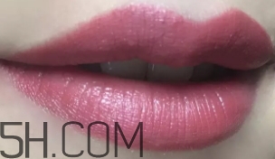 mac brick o la老氣嗎？mac brick o la適合黃皮嗎？