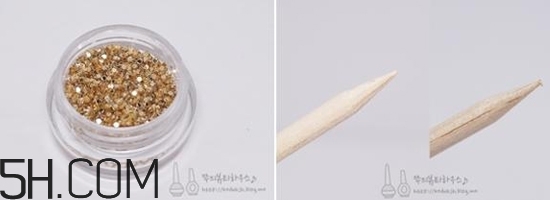 什么牌子指甲油好用？2018清新美甲圖片最新款
