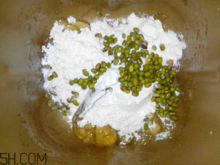 綠豆糕和香蕉能一起吃嗎？吃了綠豆糕還能吃香蕉嗎？