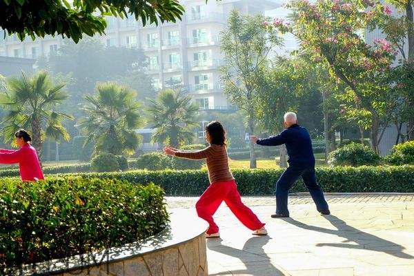 冬季應(yīng)該怎么晨練？冬季晨練的注意事項有哪些？