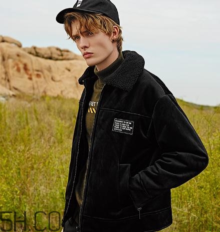 馬克華菲衣服貴嗎？馬克華菲的衣服多少錢？