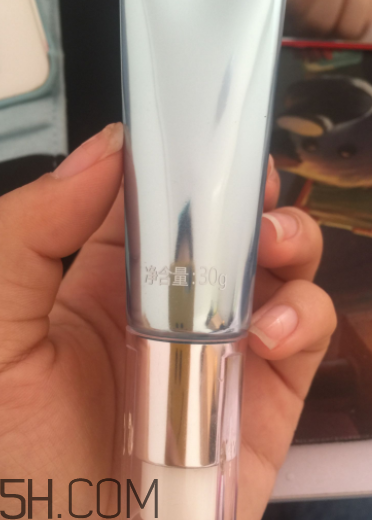 京潤(rùn)珍珠妝前乳怎么樣？京潤(rùn)珍珠妝前乳好用嗎？