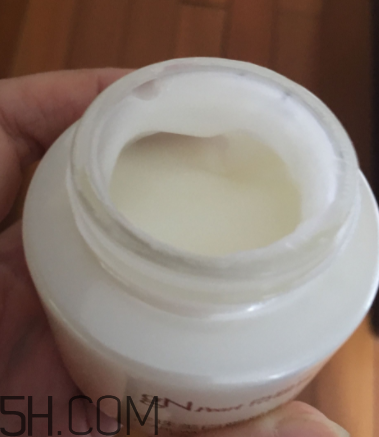 京潤珍珠面霜好用嗎？京潤珍珠面霜使用心得