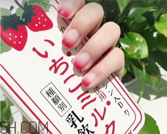手指粗適合做什么美甲？美甲簡(jiǎn)單大方新款圖片