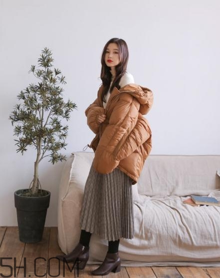 棉服搭配長裙好看嗎？棉襖搭配長裙圖片