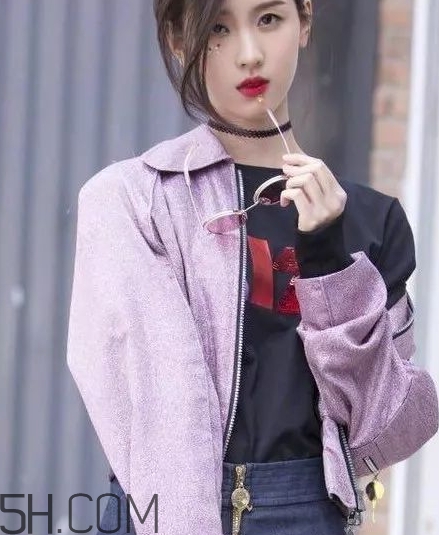 紫外光色衣服怎么搭配？紫外光色衣服搭配什么顏色