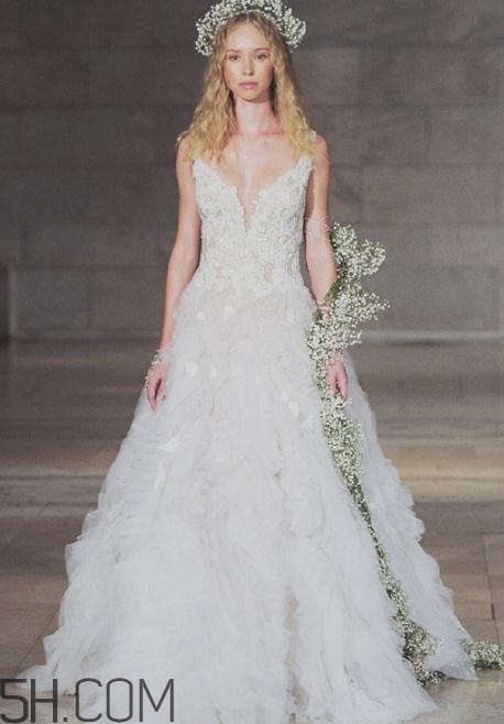 reem acra2018秋冬婚紗系列好看嗎_有哪些款式？