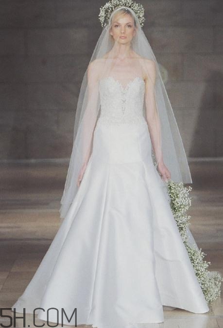 reem acra2018秋冬婚紗系列好看嗎_有哪些款式？