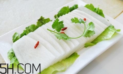吃白蘿卜有哪些益處？白蘿卜的養(yǎng)生功效有哪些？