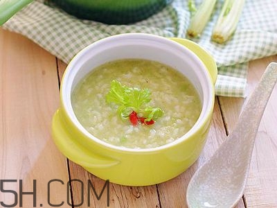 吃什么會導(dǎo)致頭痛？緩解頭痛的方法有哪些？