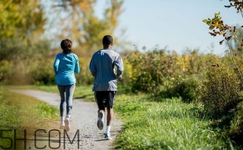 慢跑堅持多久才能減肥？慢跑的減肥效果如何？