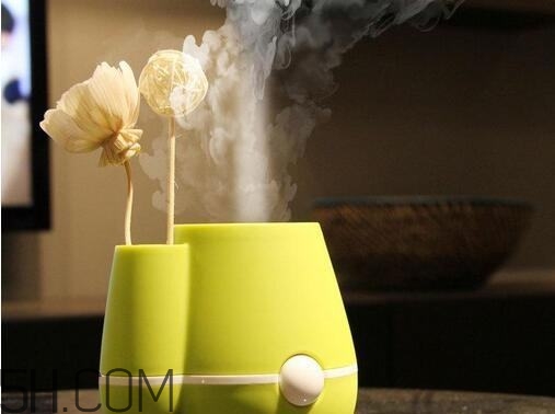 加濕器噴熱氣好嗎？加濕器噴熱氣好還是噴冷氣好？