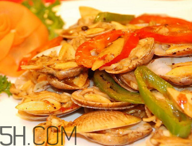 吃海鮮時(shí)能不能喝啤酒？花甲發(fā)臭了還能吃嗎？
