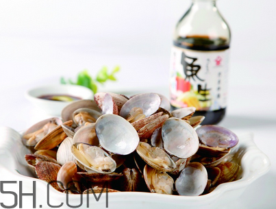 花甲需要焯水嗎？吃花甲不能吃什么？