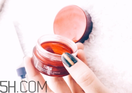百優(yōu)眼霜和sk2眼霜哪個(gè)好？百優(yōu)眼霜和sk2眼霜對(duì)比