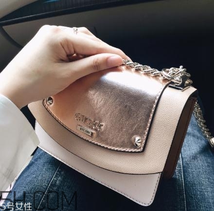 guess包包質(zhì)量怎么樣？guess包包是皮的嗎？