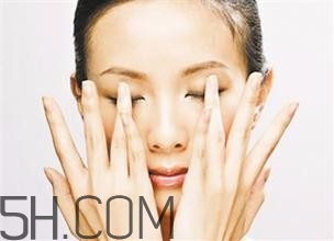 眼睛又干又癢怎么回事？日常保護眼睛的方法有哪些？