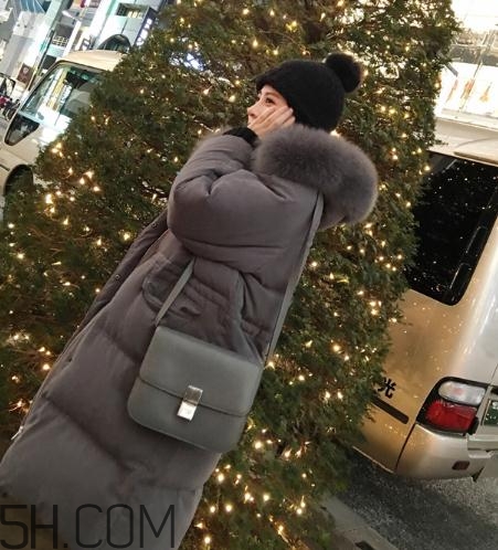白鴨絨羽絨服保暖嗎？白鴨絨有味道怎么去味？