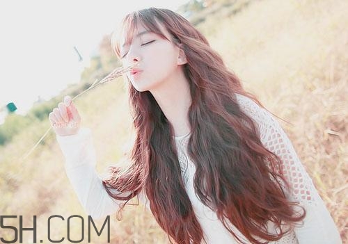 打完玻尿酸過(guò)幾天能喝酒？注射玻尿酸注意事項(xiàng)