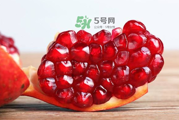 吃石榴籽有什么好處？吃石榴籽有副作用嗎？