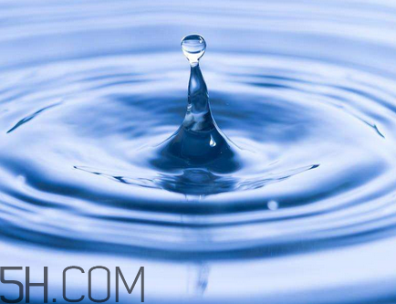 雙氧水會(huì)痛嗎？雙氧水會(huì)和什么反應(yīng)？