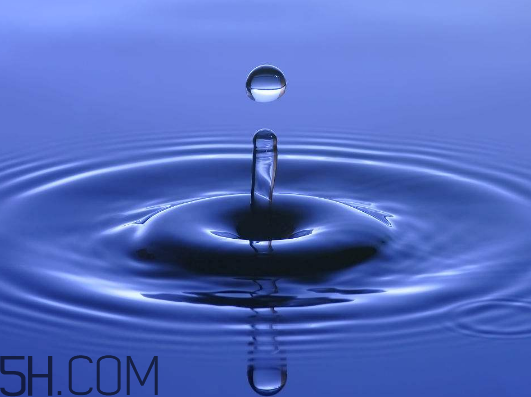 雙氧水能治牛皮癬嗎？雙氧水能去除血漬嗎？