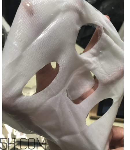 歐詩(shī)漫水光塑顏面膜什么作用？敷完要不要洗？