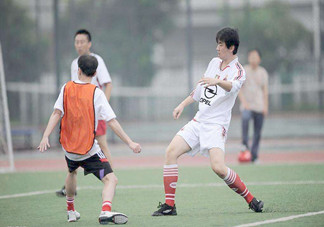 踢足球能長個嗎？踢足球能長高嗎？