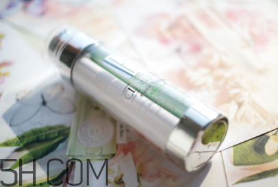 倩碧淡斑精華用在哪一個(gè)步驟？適合哪個(gè)季節(jié)用？