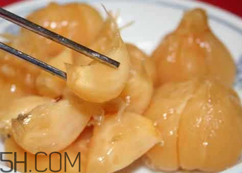 大蒜腌制時(shí)間長(zhǎng)能吃嗎 腌大蒜可以保存多久