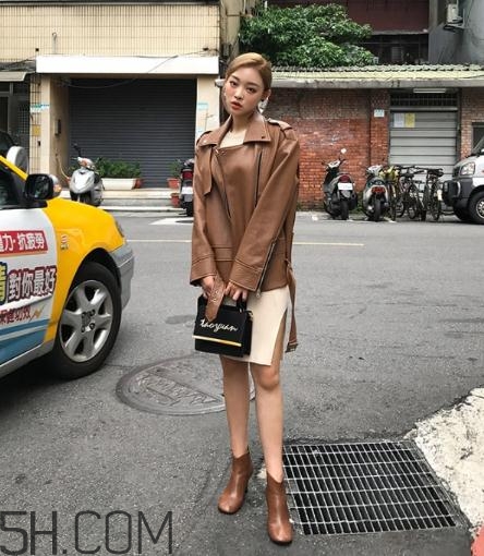 冬天穿裙子配什么鞋子？冬天穿裙子配什么鞋好看？