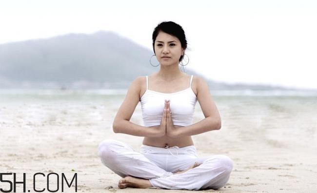 女性乳房脹痛乳頭瘙癢的原因有哪些？女性如何進(jìn)行乳房保健？