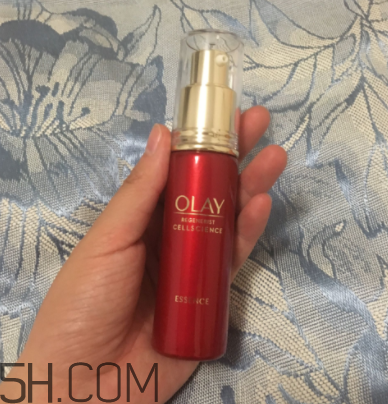 Olay小臉精華露適合什么季節(jié)用？什么膚質(zhì)？
